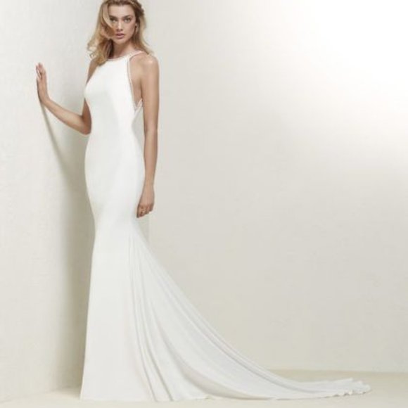 Pronovias Wedding Gown